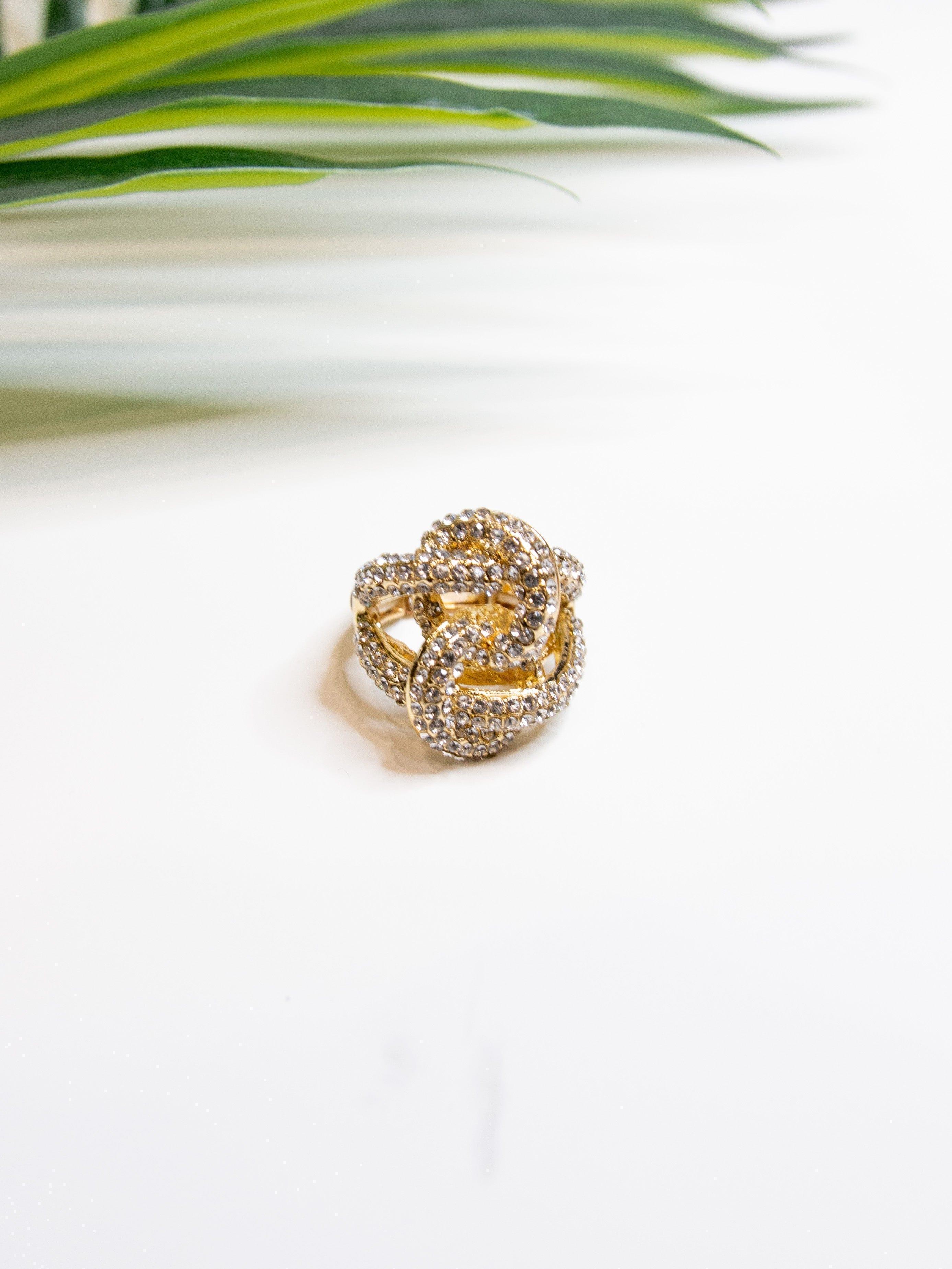 Stylish Diamond Ring – Statement Piece NY